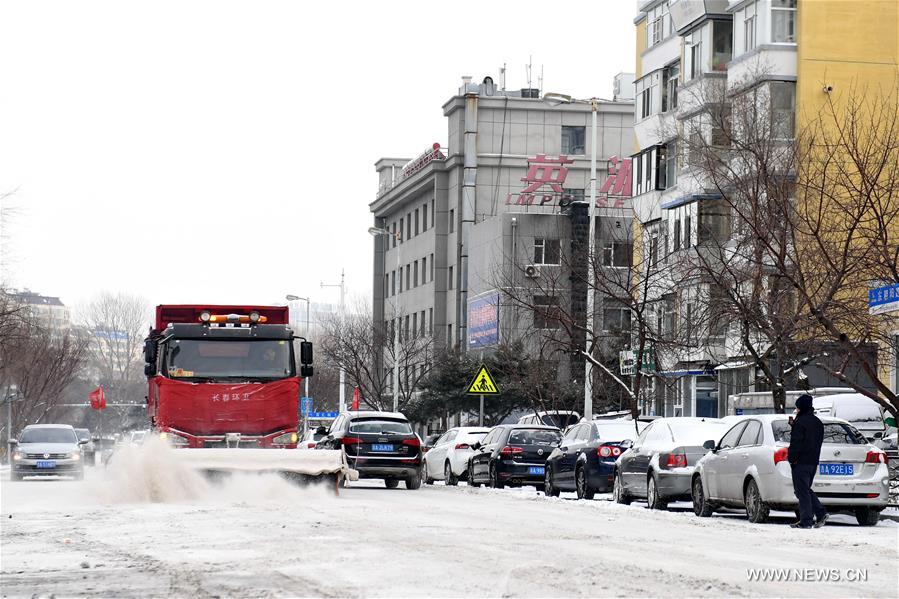 CHINA-CHANGCHUN-SNOWFALL (CN)