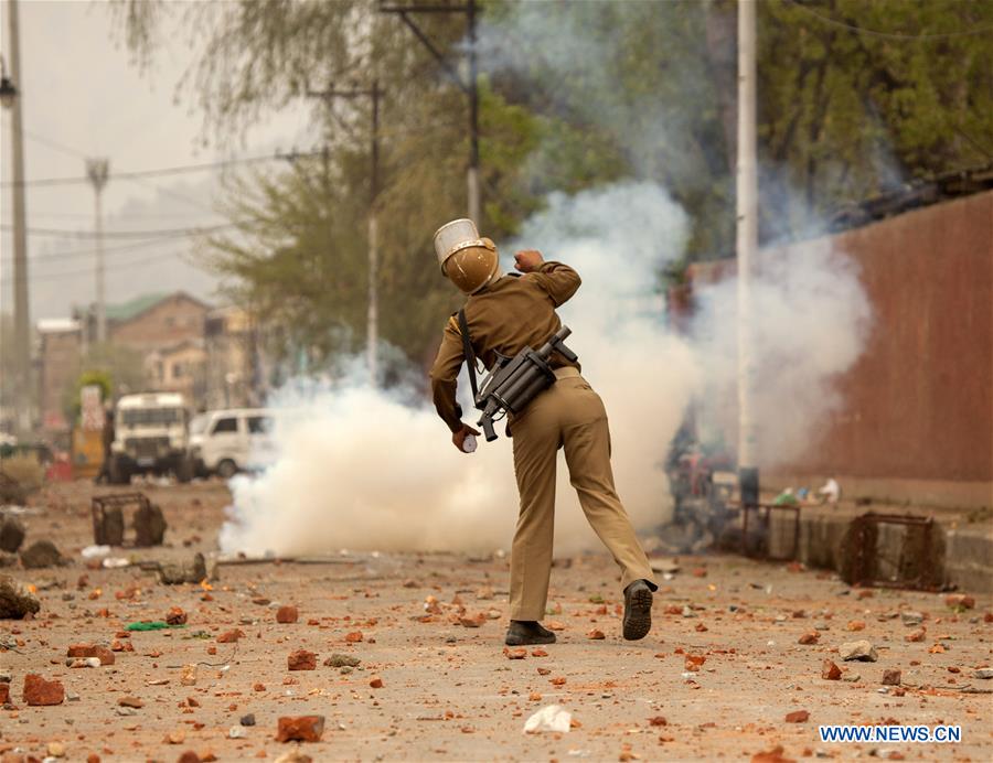 INDIAN-CONTROLLED KASHMIR-SRINAGAR-CLASHES