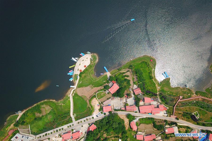 CHINA-GUIZHOU-GUIYANG-LAKE-SCENERY (CN)