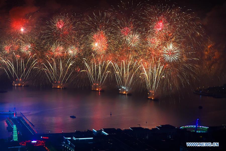 (SCO SUMMIT) CHINA-QINGDAO-SCO-LIGHTS-FIREWORKS-SHOW (CN)