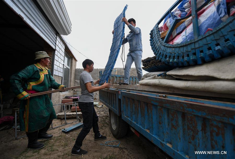 CHINA-INNER MONGOLIA-LIVESTOCK TRANSFER-SUMMER PASTURE (CN)