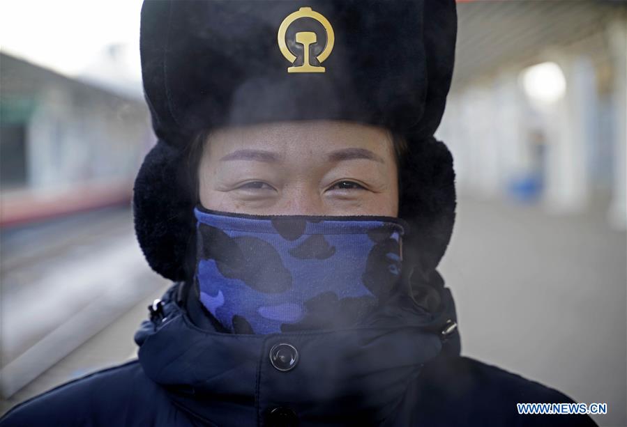 CHINA-INNER MONGOLIA-MANZHOULI-TRAIN CONDUCTORS(CN)