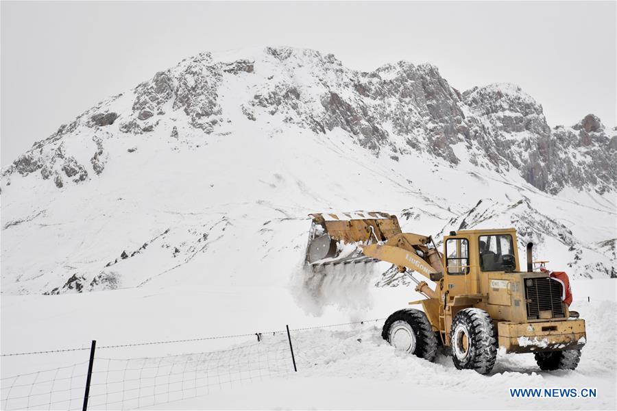 CHINA-QINGHAI-BLIZZARD-HIT YUSHU (CN)