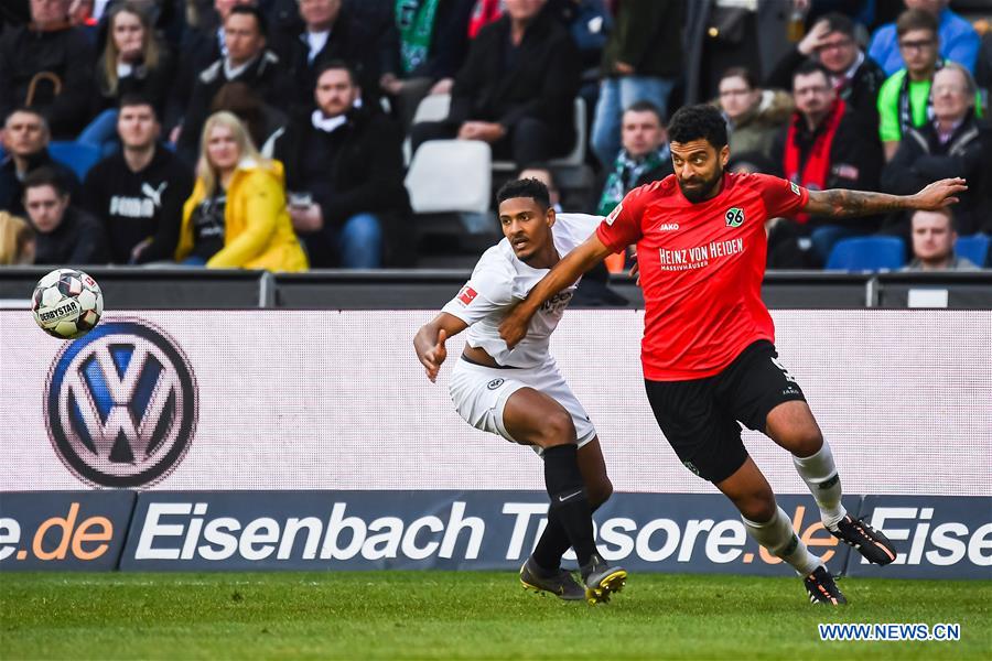 (SP)GERMANY-HANOVER-SOCCER-BUNDESLIGA-HANOVER 96 VS FRANKFURT