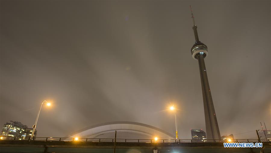 CANADA-TORONTO-EARTH HOUR