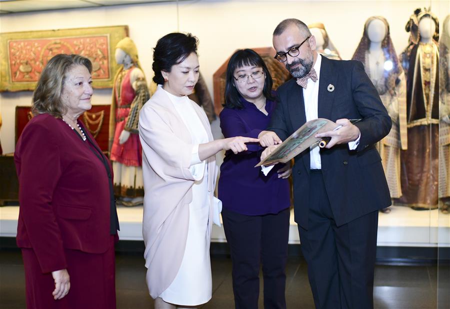 GREECE-ATHENS-PENG LIYUAN-MUSEUM-VISIT