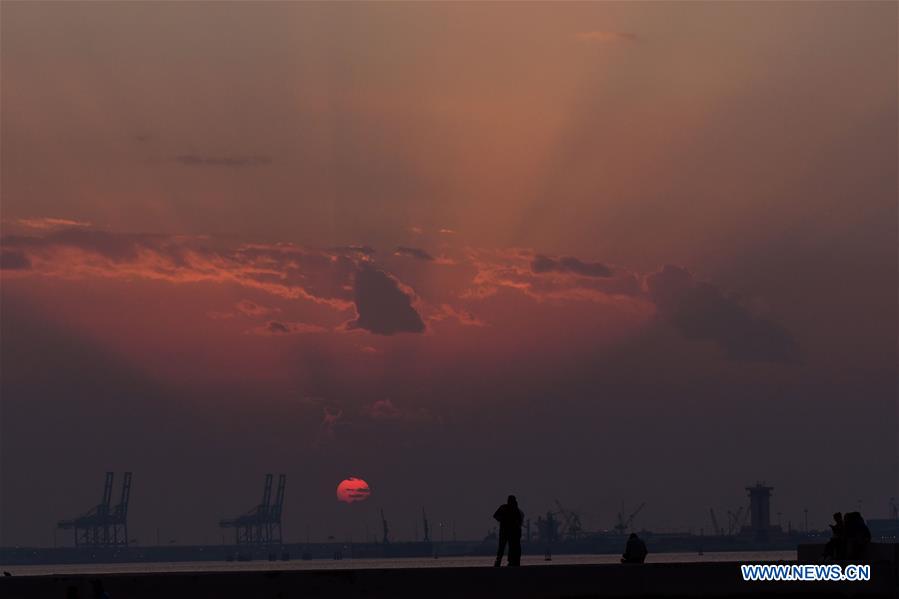 KUWAIT-KUWAIT CITY-SUNSET