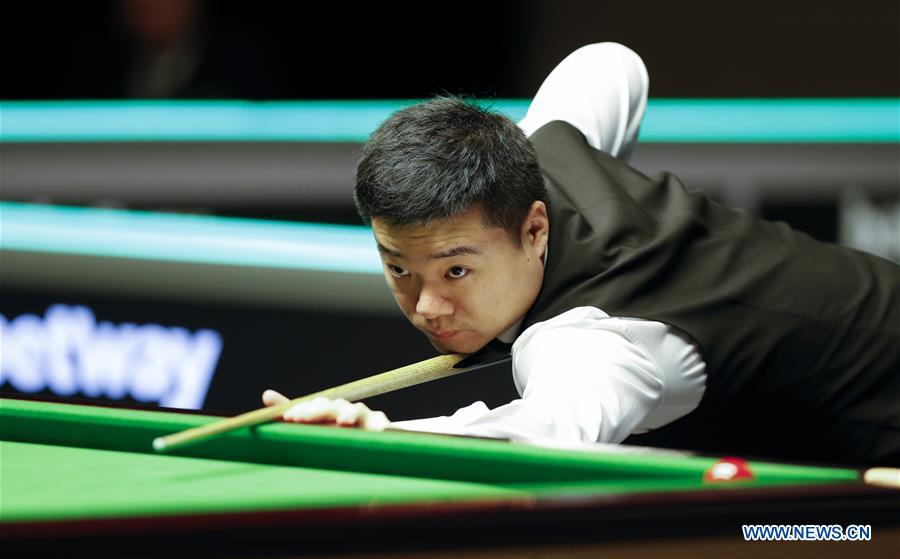 (SP)BRITAIN-YORK-SNOOKER-UK CHAMPIONSHIP-ROUND 1