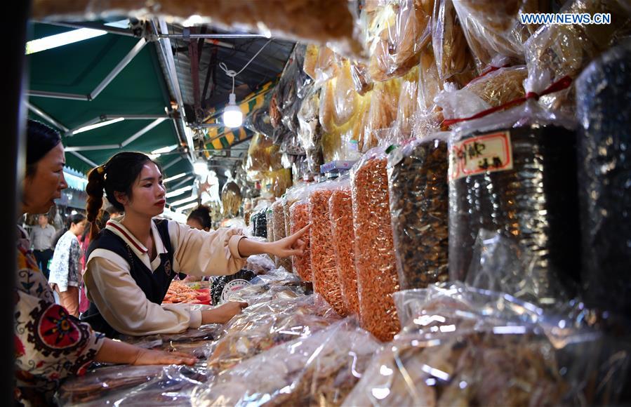 CHINA-HAINAN-DRIED SEAFOOD MARKET-SPRING FESTIVAL (CN)