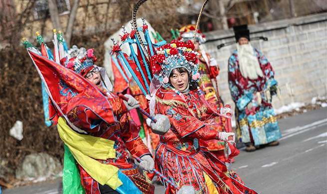 Villagers rehearse for traditional shehuo performance in NE China's Liaoning