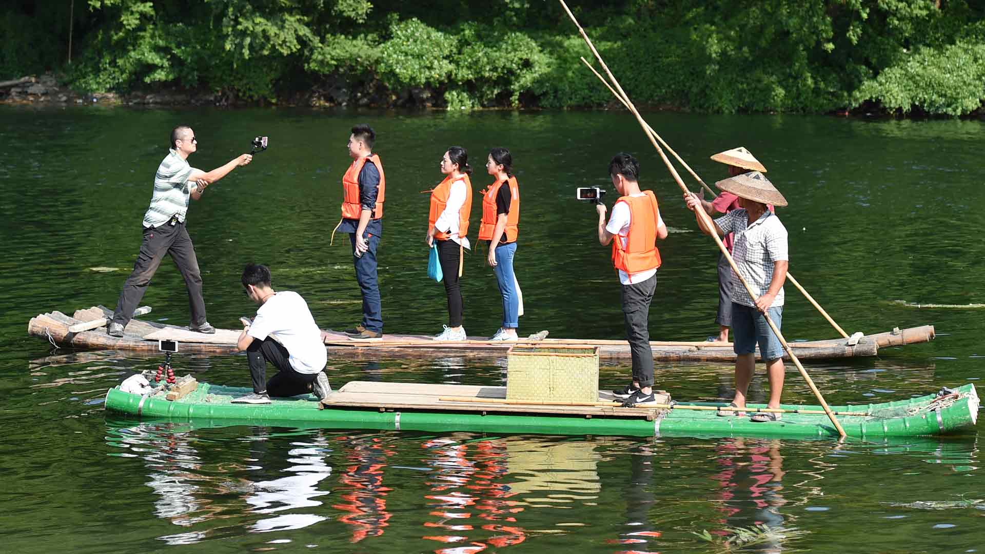 新华社大型主题网络直播栏目《红色追寻》聚焦湘江战役