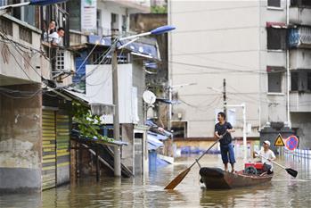 洪水来时，那暖心的民间救援